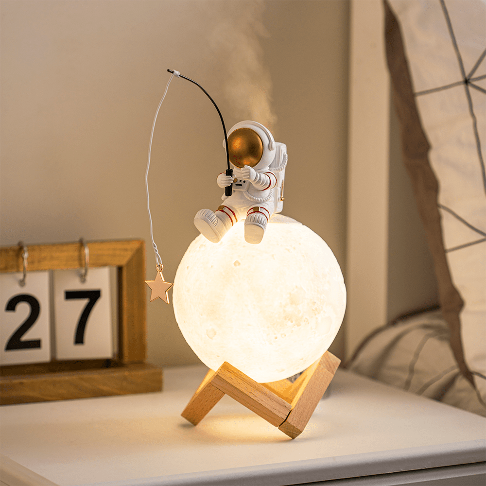 Lampe Astronaute sur la Lune avec Humidificateur – petites-veilleuses